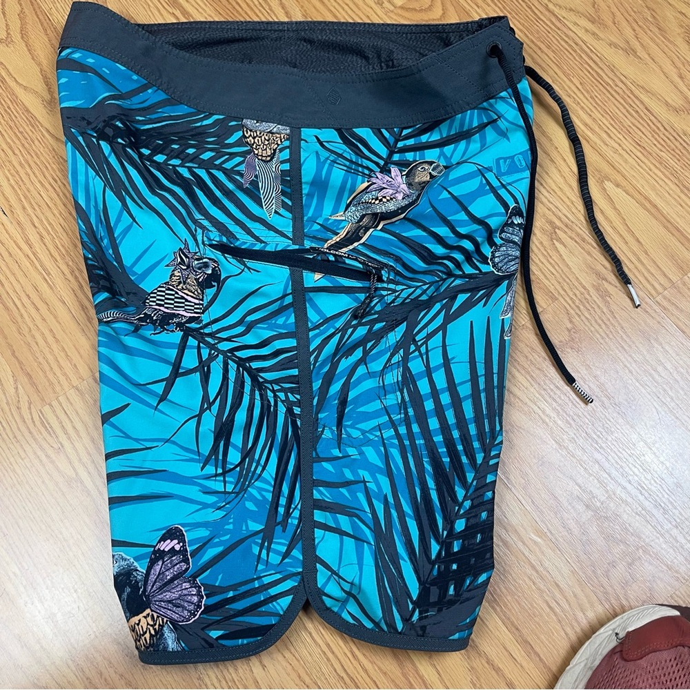Volcom Mod-Tech Blue Swim Shorts - Picture 6 of 11